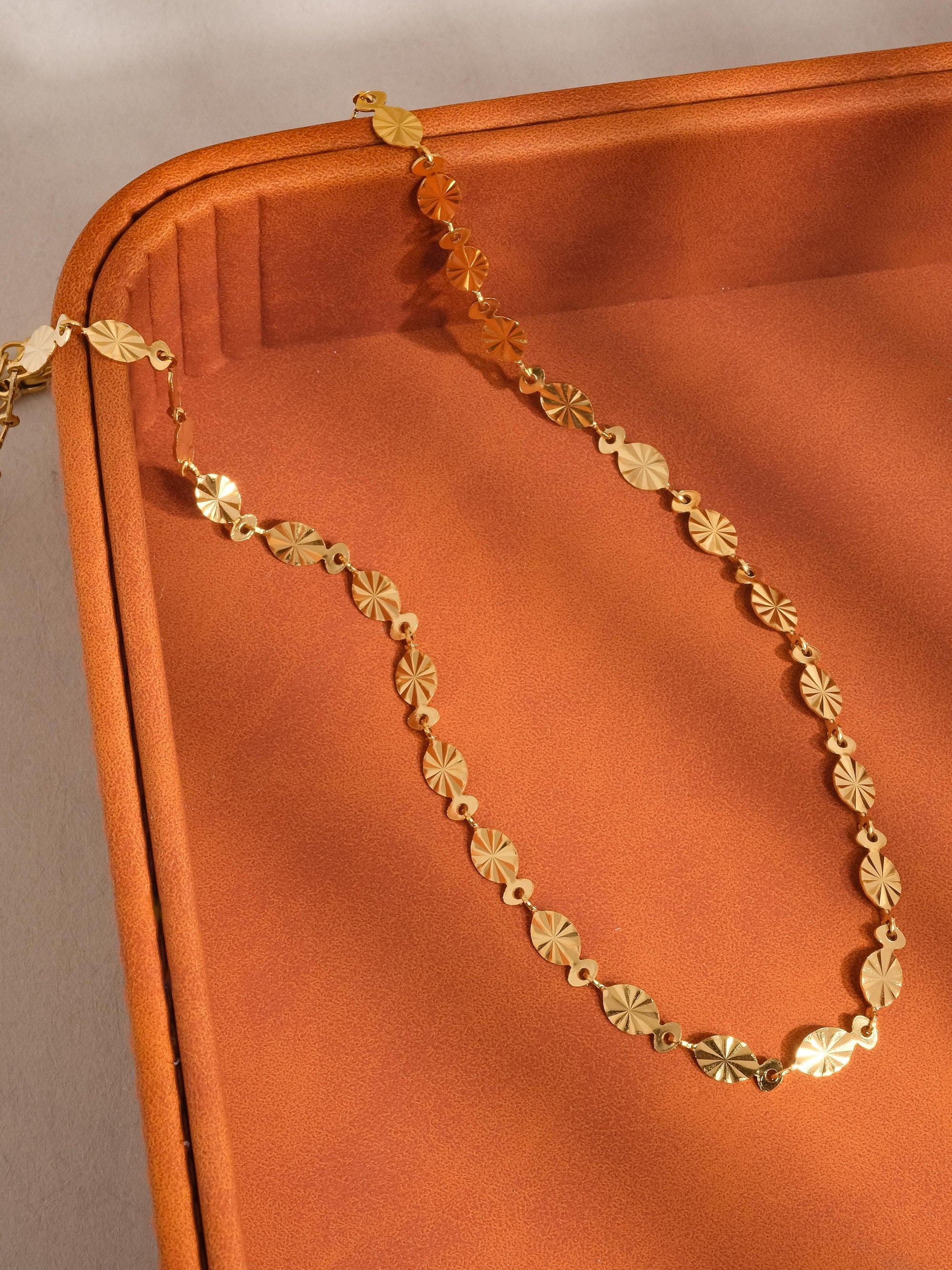 18k Gold Non-tarnish Classic Oval Chain Necklace