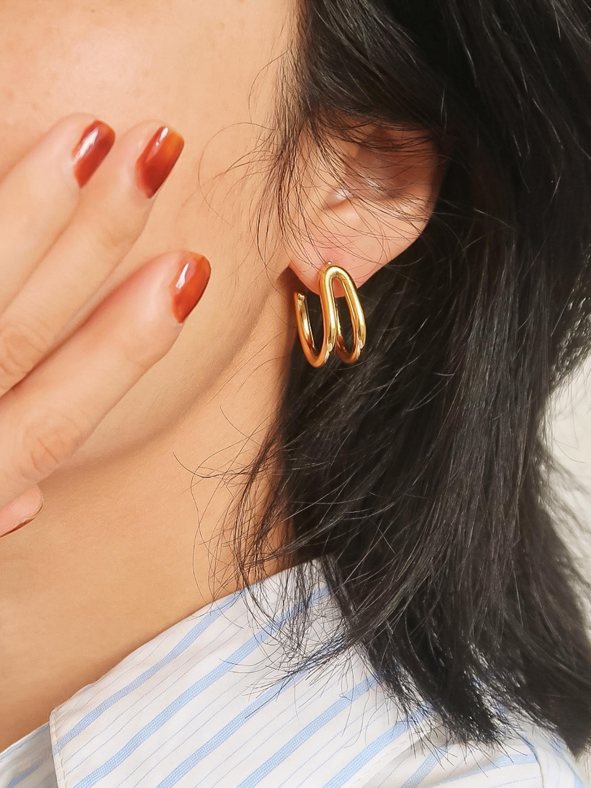 18k Gold Double C Hoop Earring