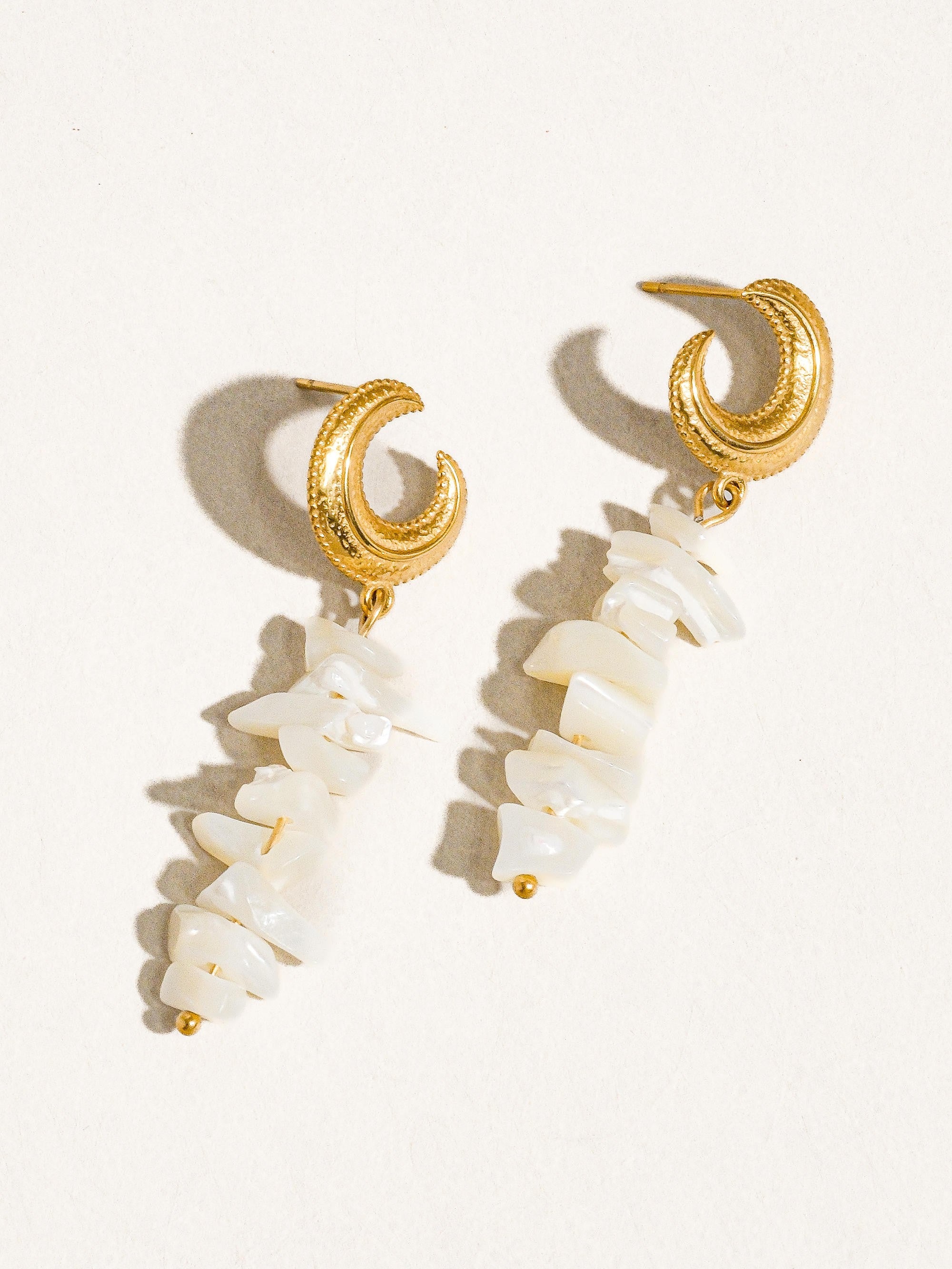 18k Gold Non-tarnish Resort Moon And Shell Earring
