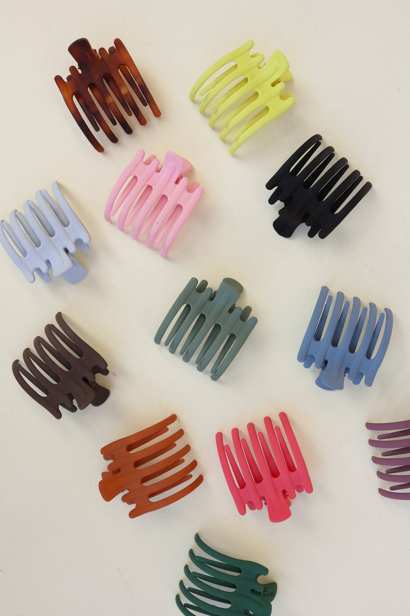 KAXI - Wide Lay Down Claw Clip