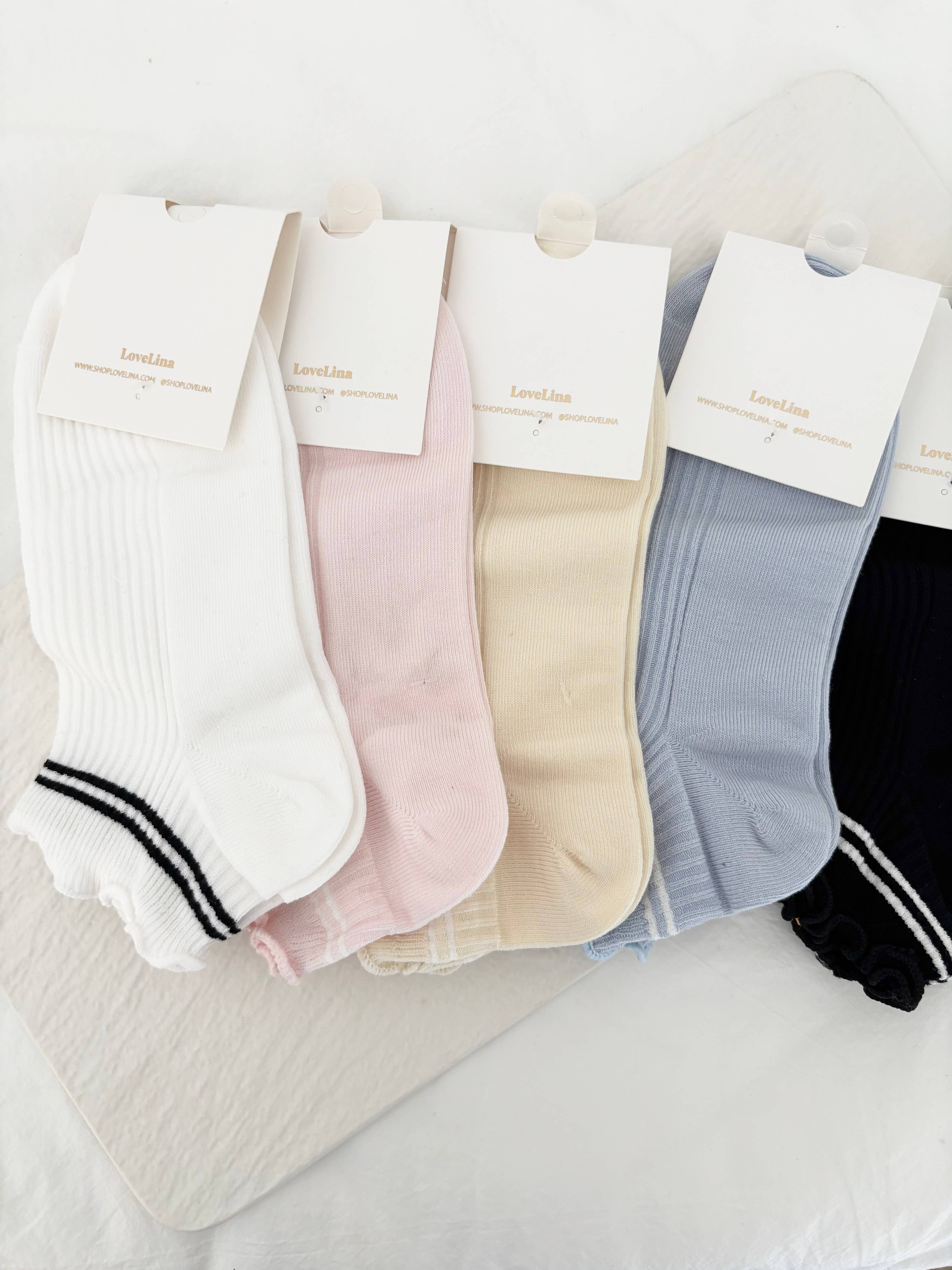 Stripe Detail Ruffle Basic Socks