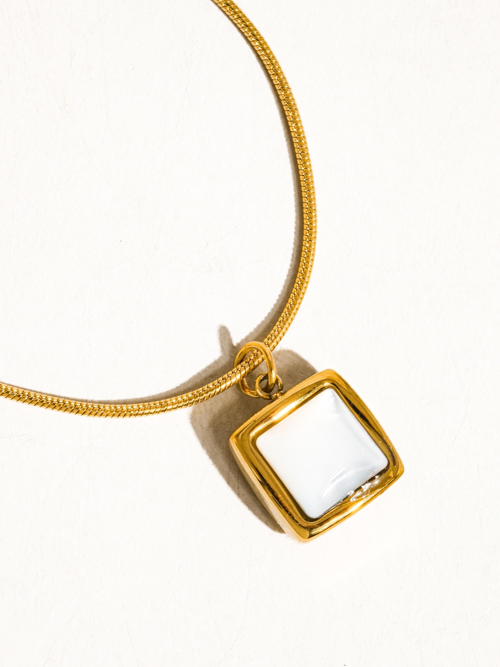 18k Gold Square Shell Necklace