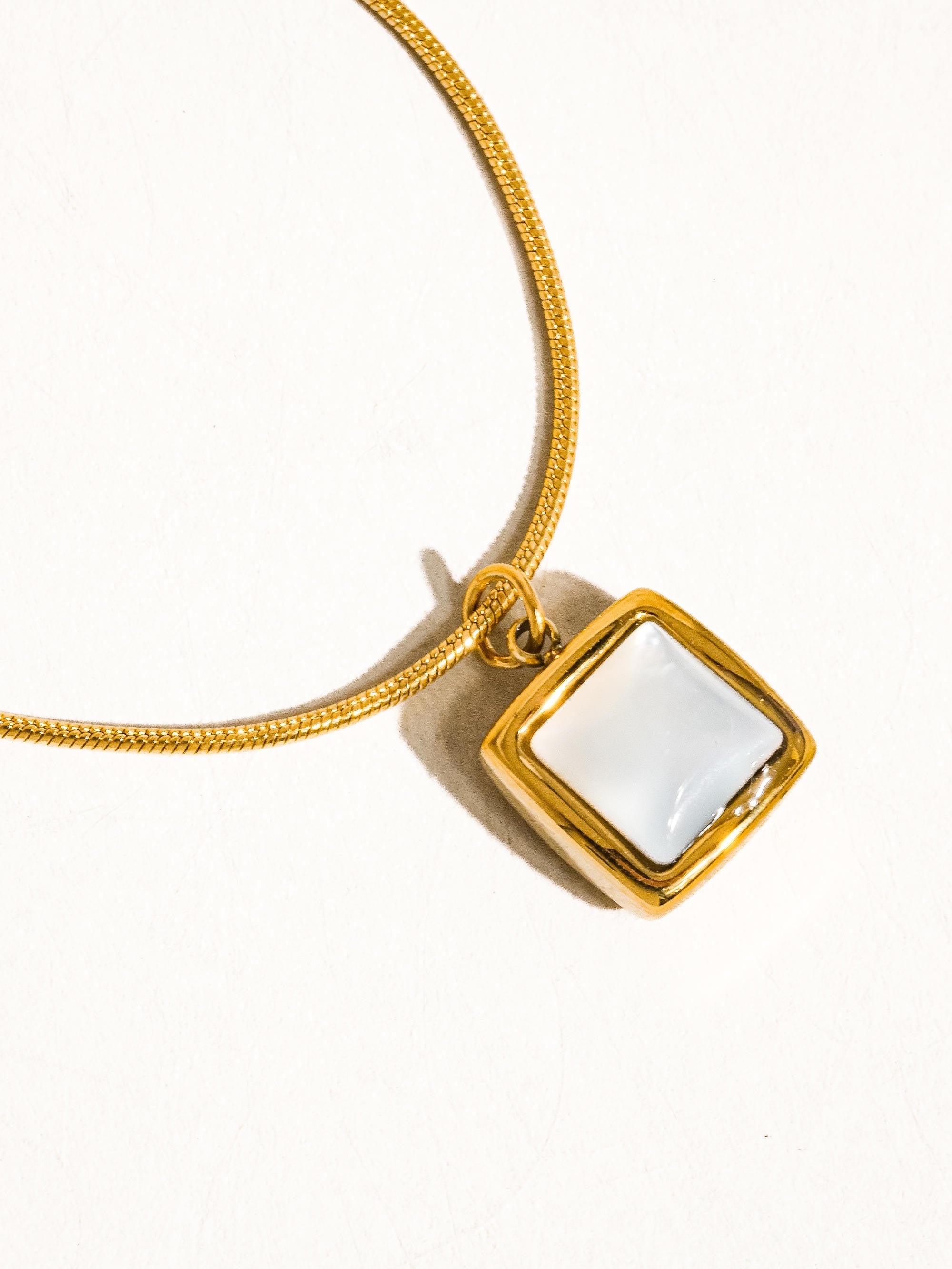 18k Gold Square Shell Necklace