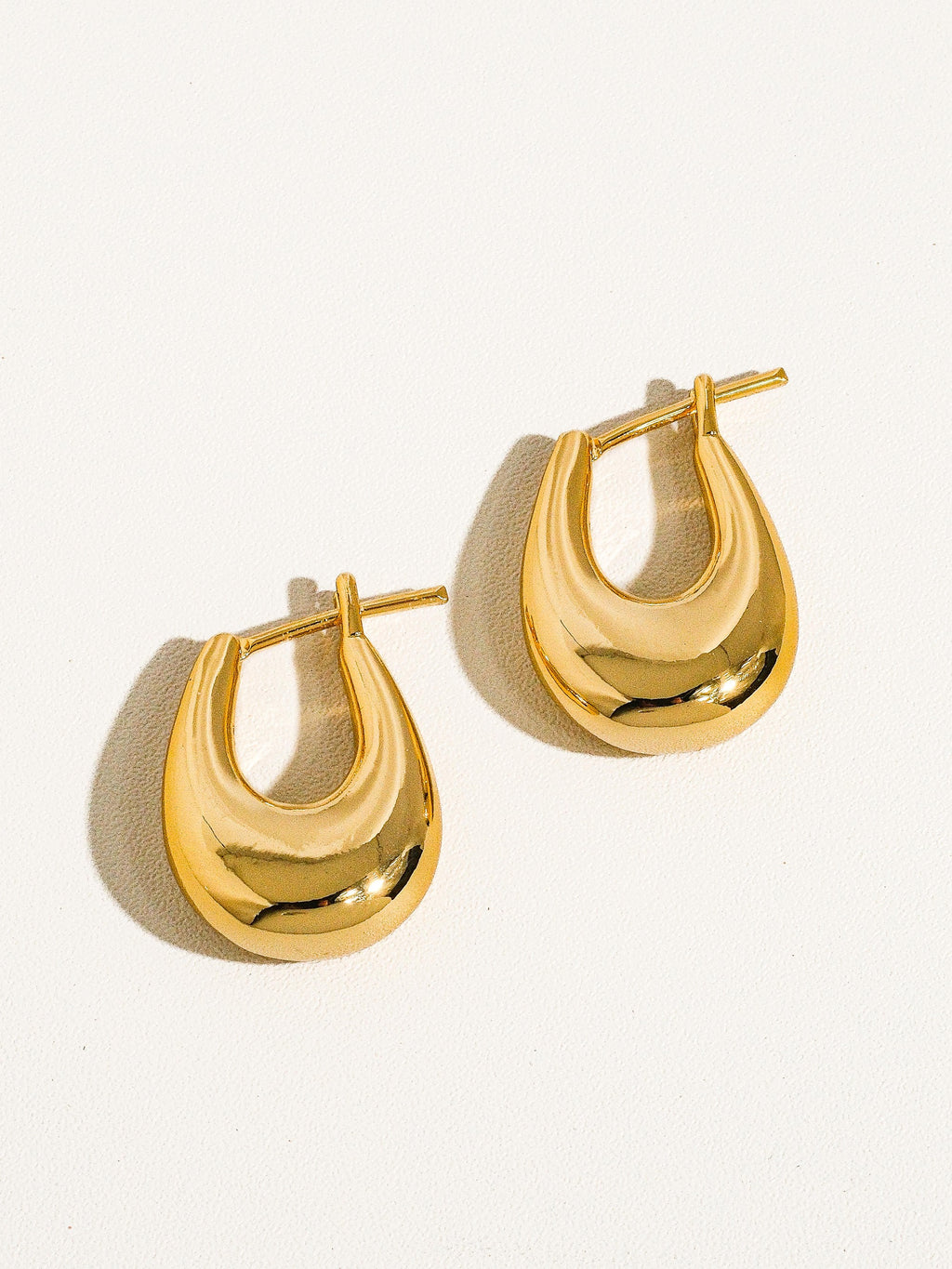 18k Classic Droplet Hoop Earring