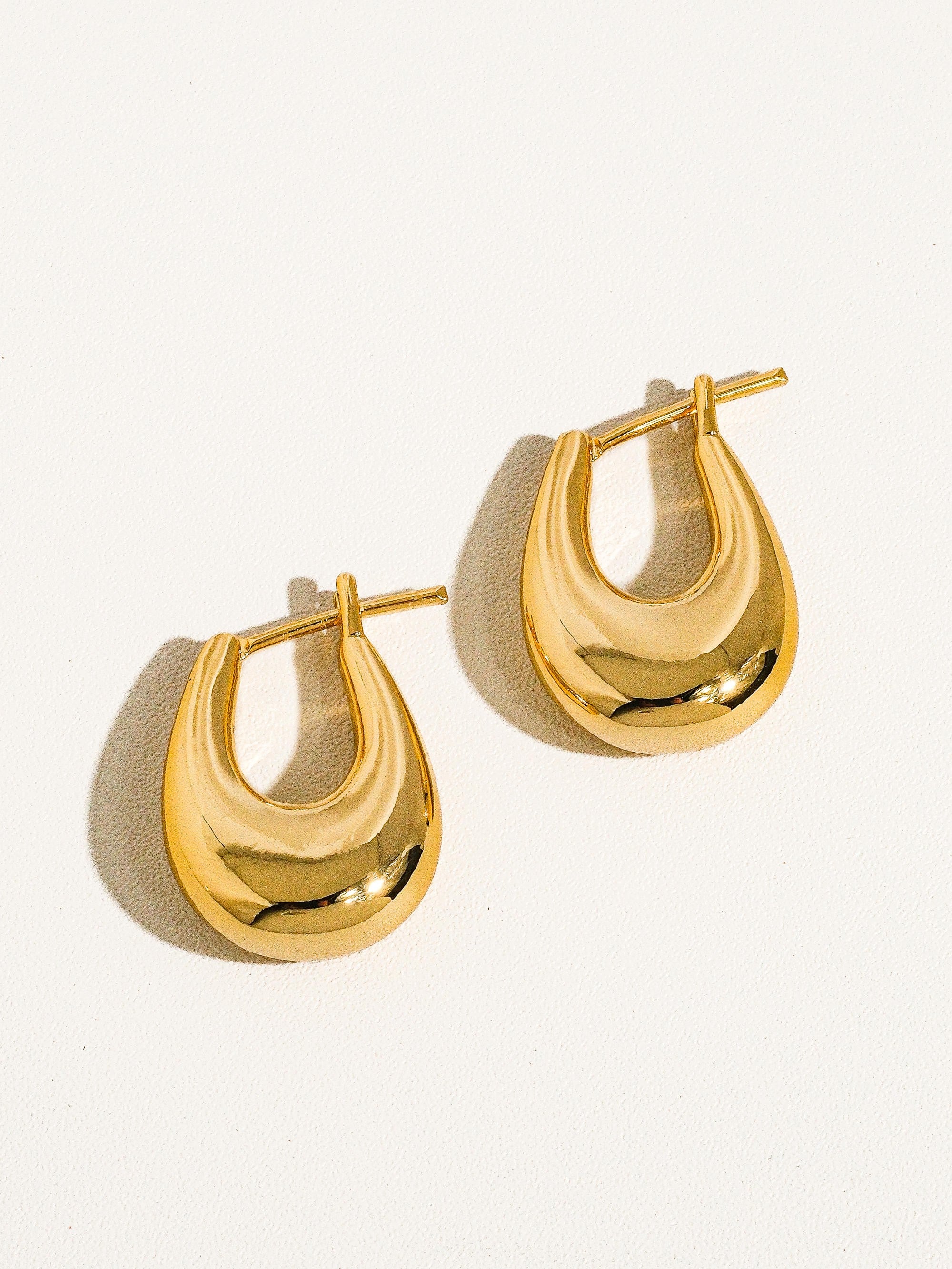 18k Classic Droplet Hoop Earring
