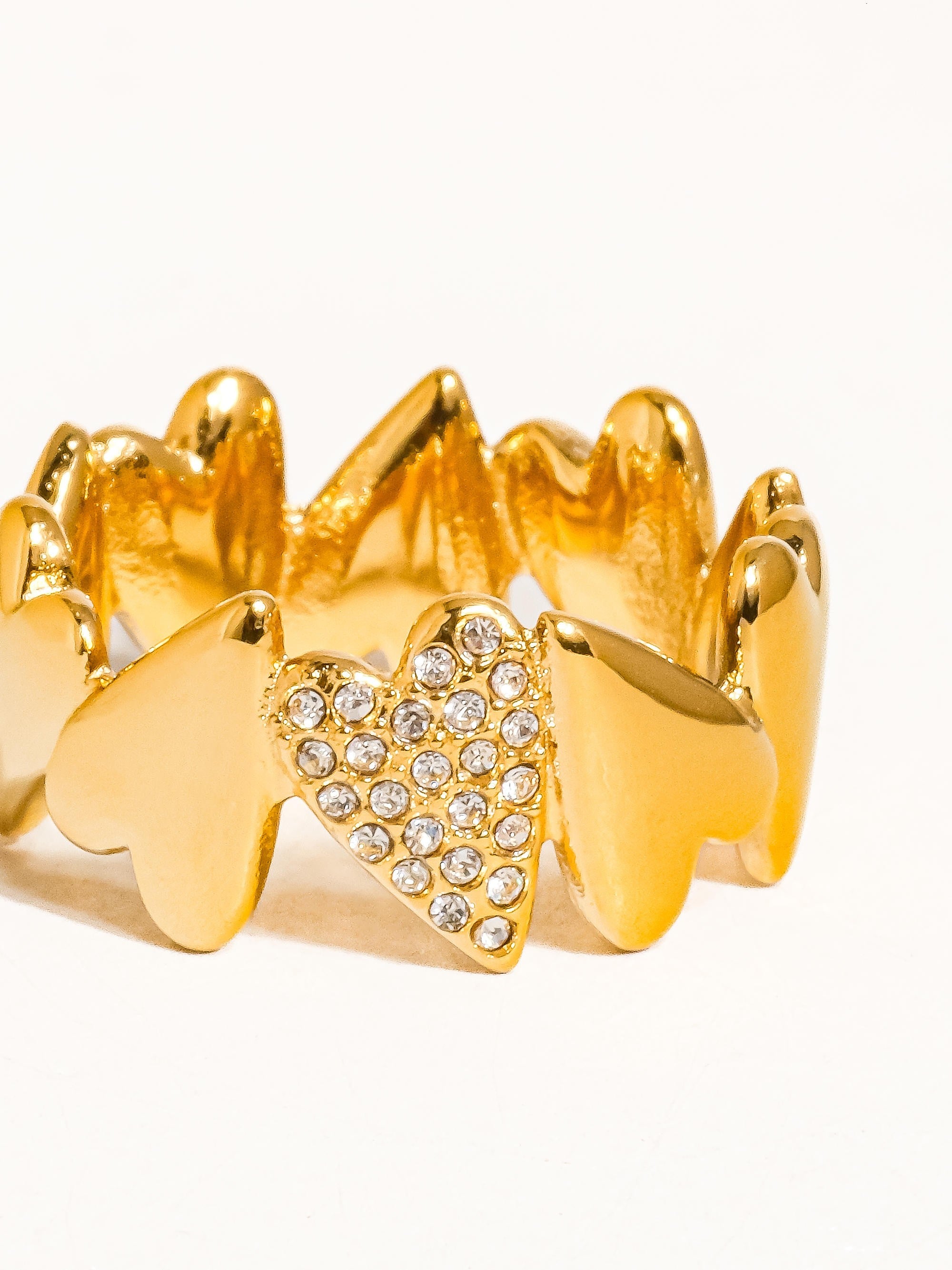 Cloe 18k Gold Heart Ring