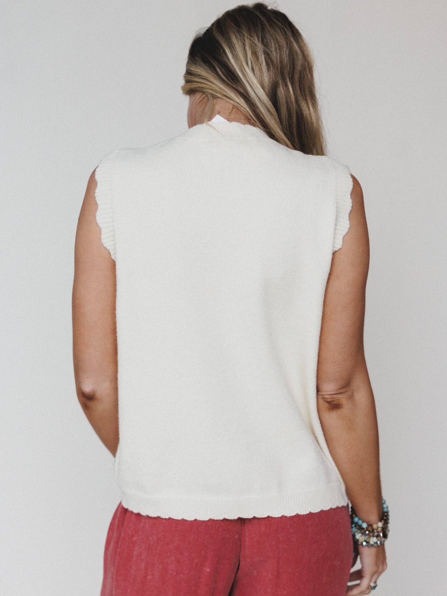 Lovely Florals Knit Vest - Cream