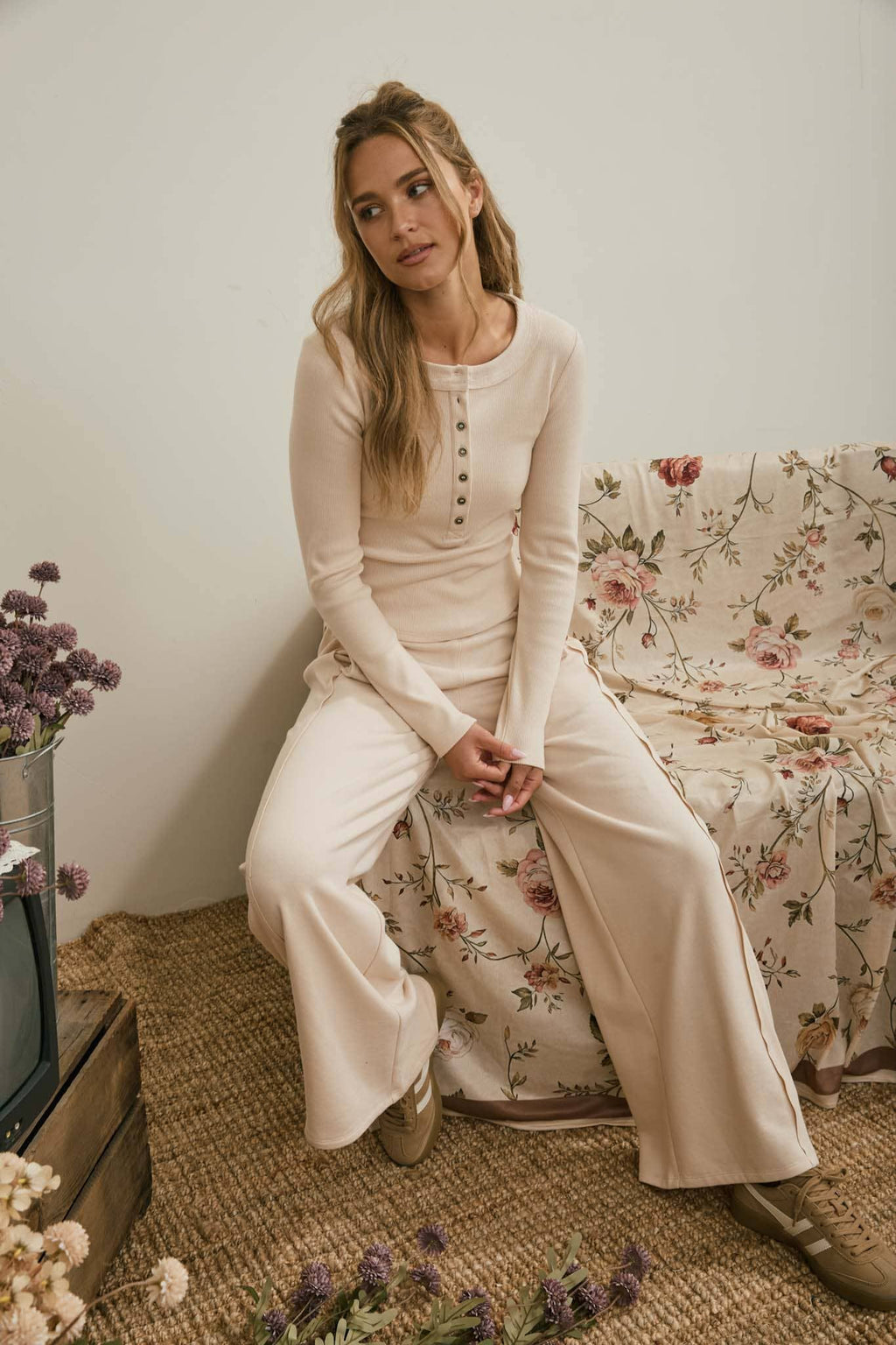 Light Khaki Elastic Waist Side Panel Knit Lounge Pants
