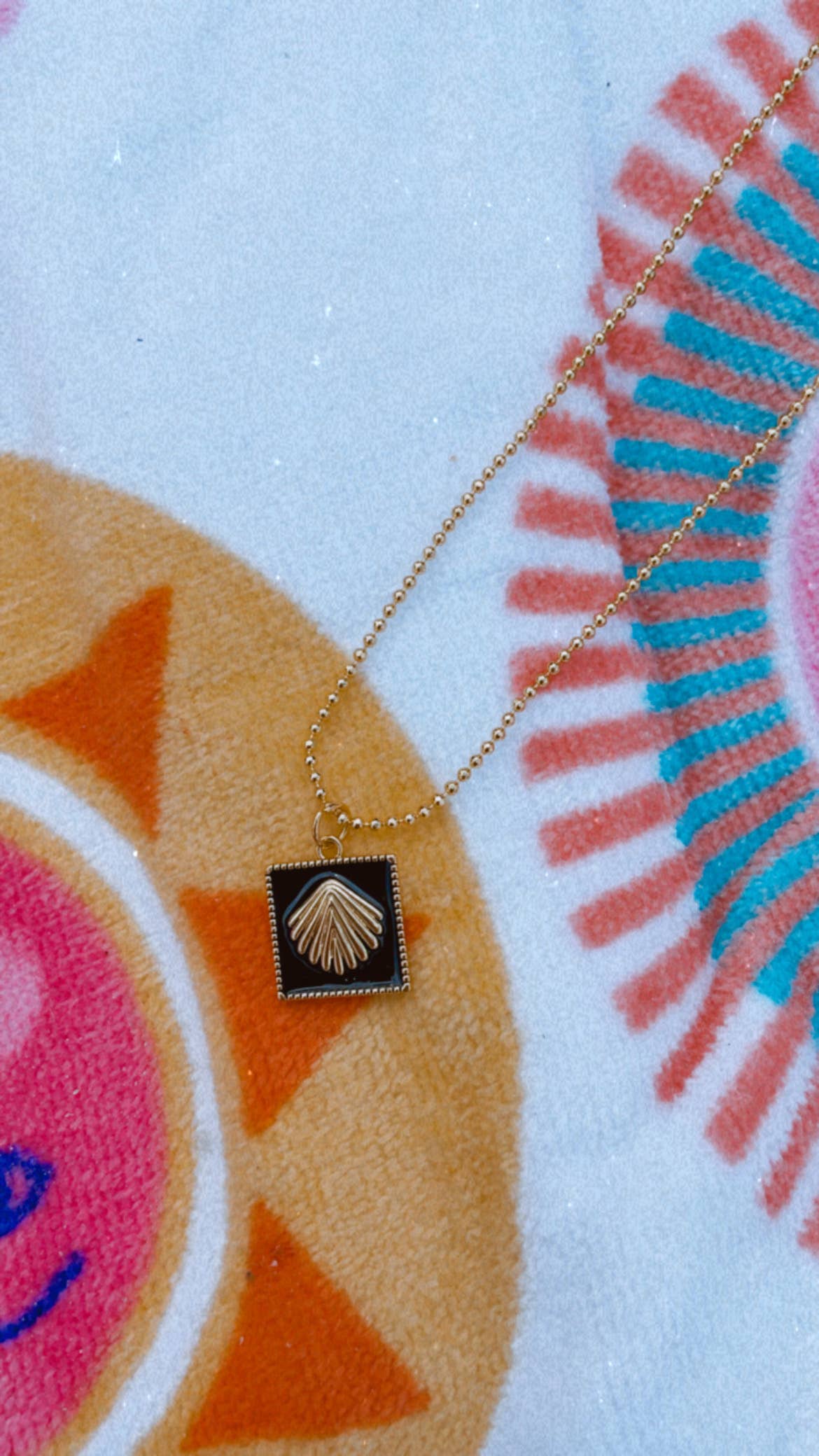 Driftaway Jewelry - Malibu Seashell Necklace