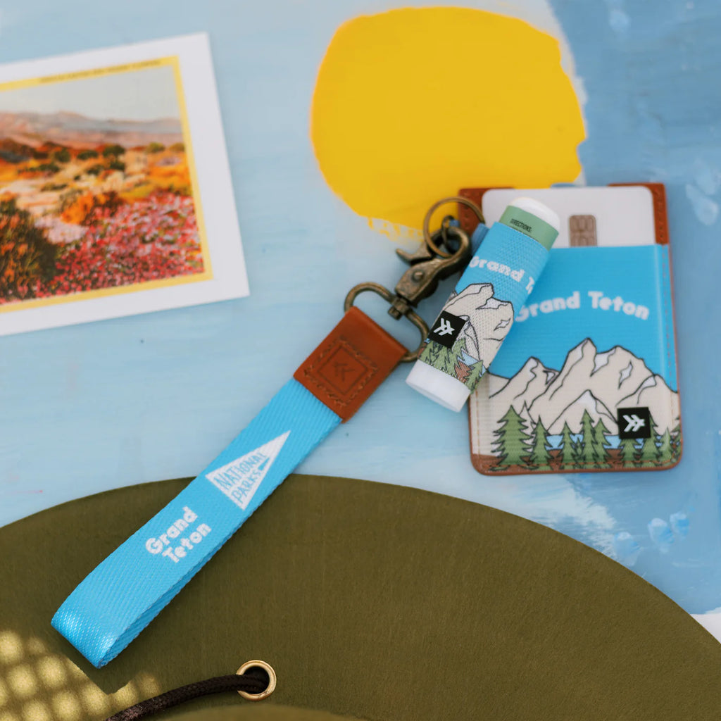 Thread Wallets - Grand Teton Wrist Lanyard