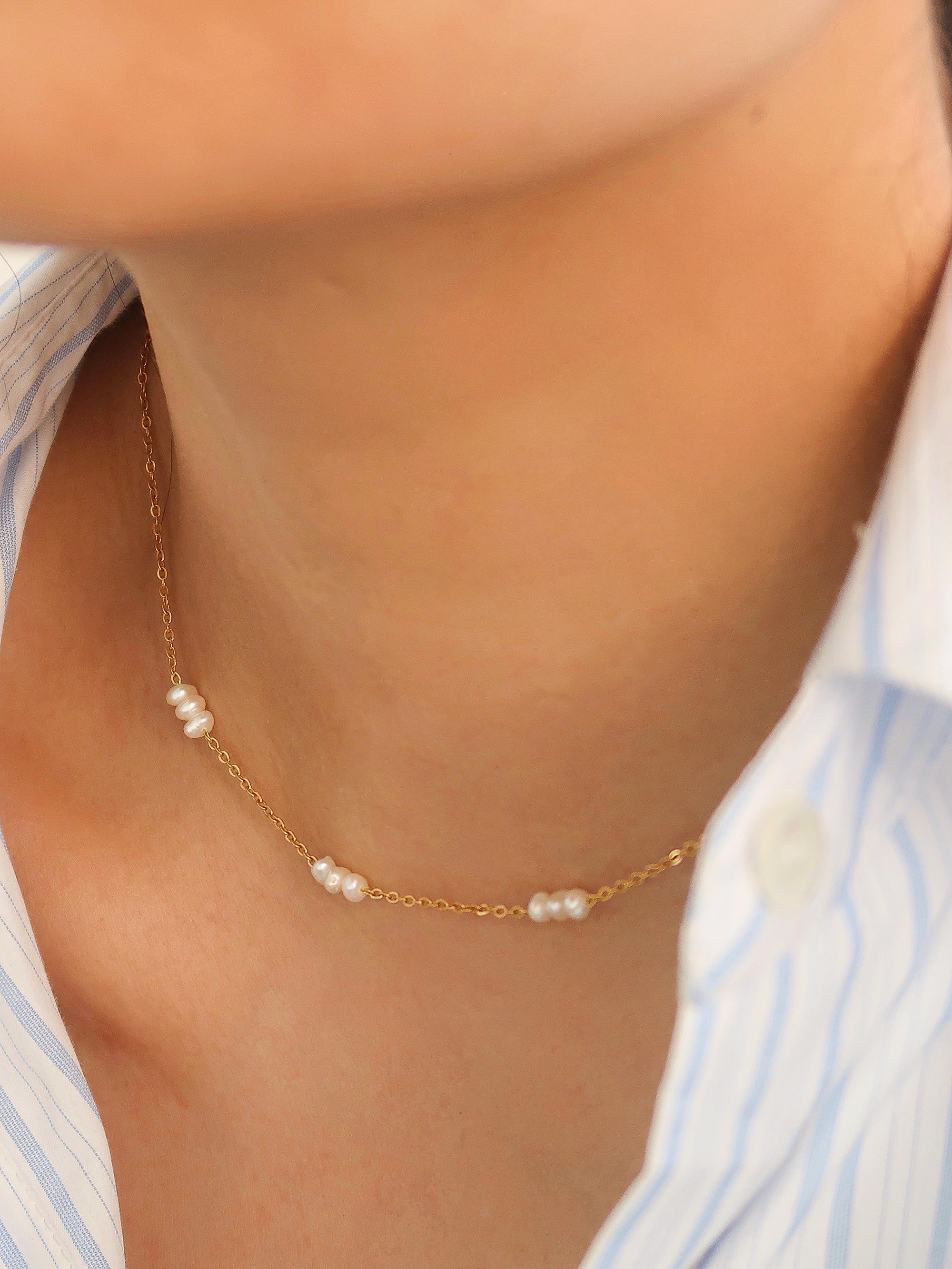 Leilani 18k Petite Multi-pearl Choker