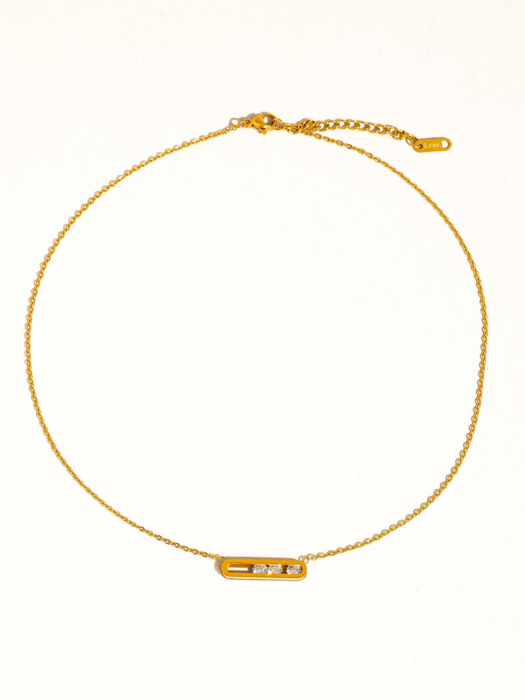 Yveline 18k Gold Bar Pendant Necklace