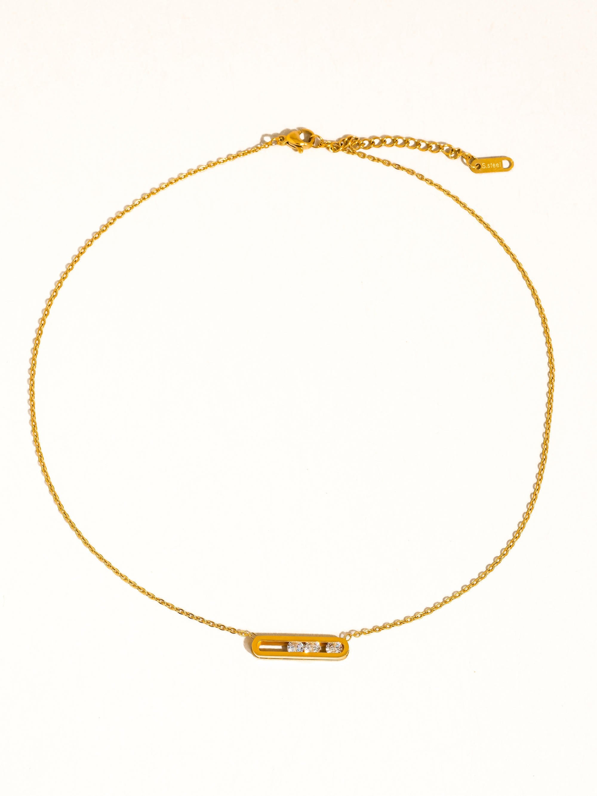 Yveline 18k Gold Bar Pendant Necklace